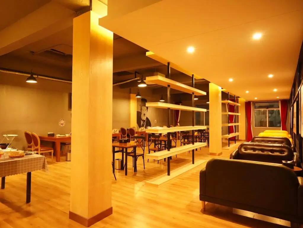 Сучжоу: James Joyce Coffetel Suzhou Si County Qingshuiwan Park