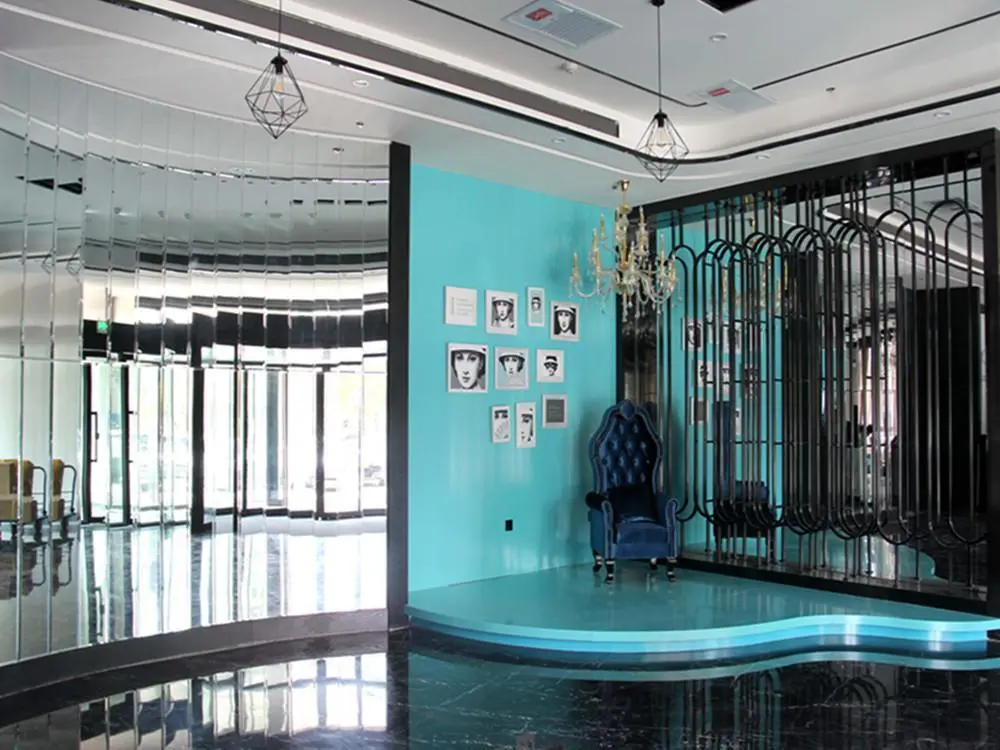 Чанцзи: Xana Hotelle Changji Municipal International Plaza
