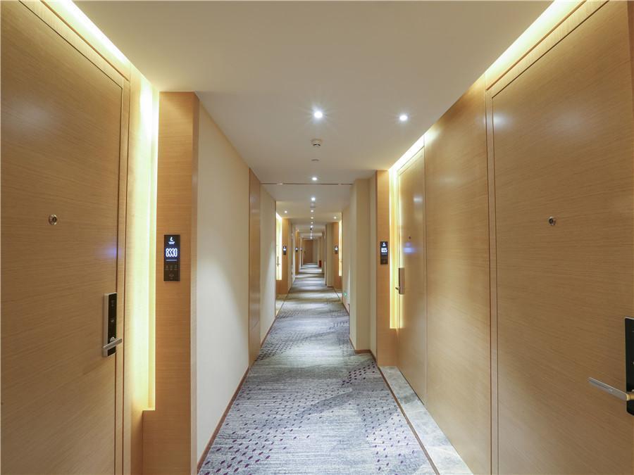 Урумчи: Lavande Hotels Urumqi Beijing Nan Road Railway Bureau Metro Station