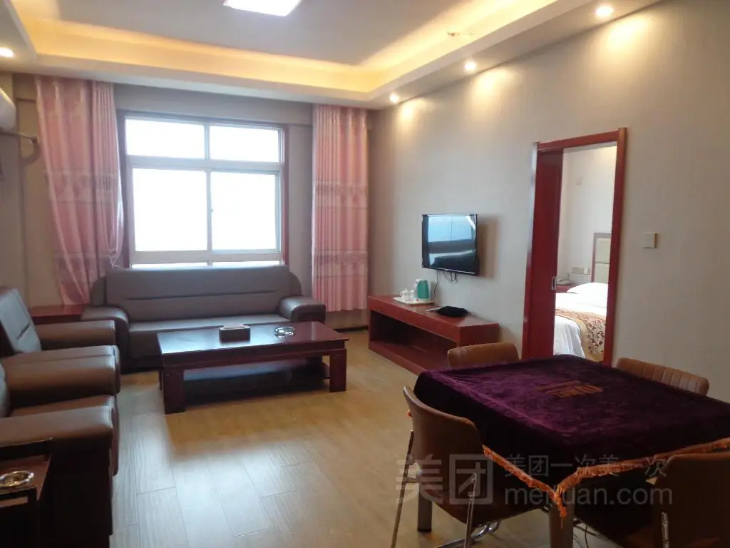 Чжэнчжоу: PAI Hotels Xinzheng Guodian Huangjin Avenue
