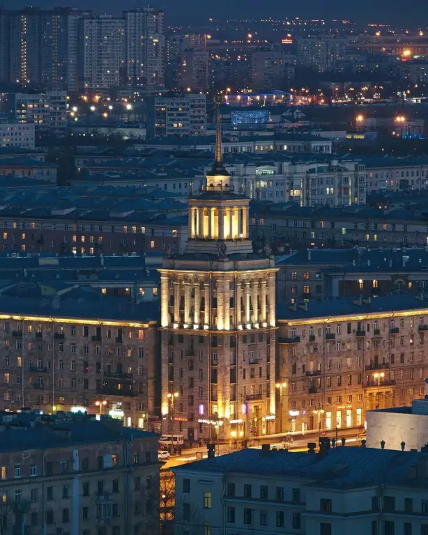 Апартаменты Дом со Шпилем — фото 1