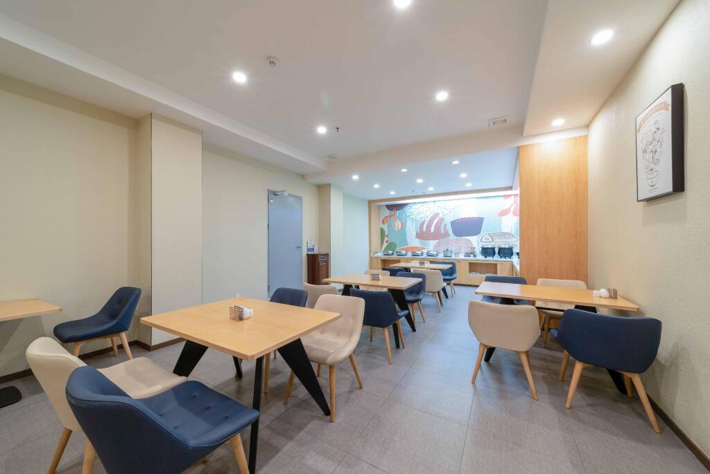 Ухань: Hanting Hotel Wuhan Qushuilou Metro Station