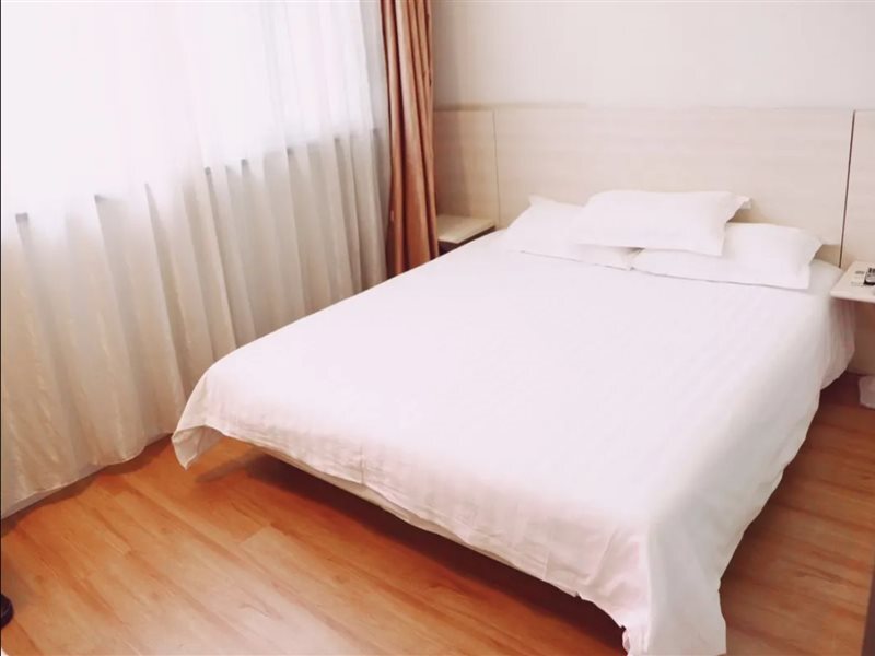 Шанхай: Hanting Hotel Shanghai Bund Nanjing Dong Road Pedestrian Street