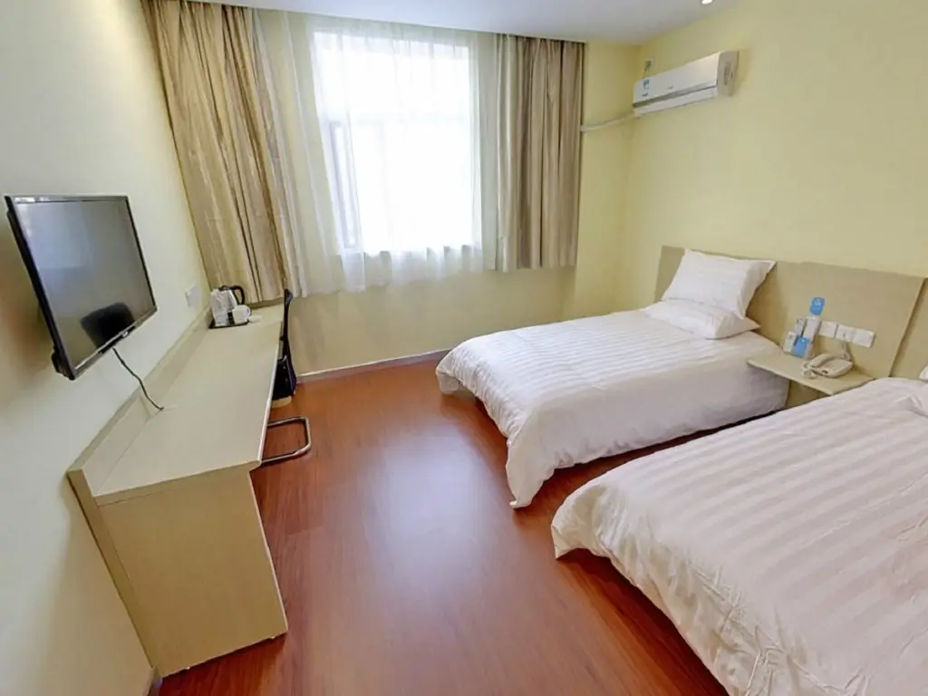 Шанхай: Hanting Hotel Shanghai Zhangjiang Park Guanglan Road Metro Station