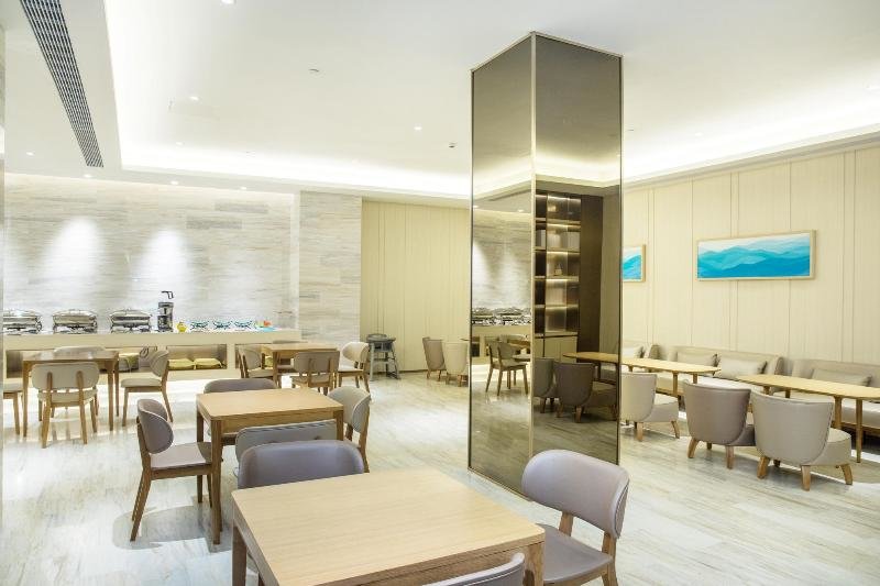 Шанхай: JI Hotel Shanghai Xinjiangwancheng Yingao Road