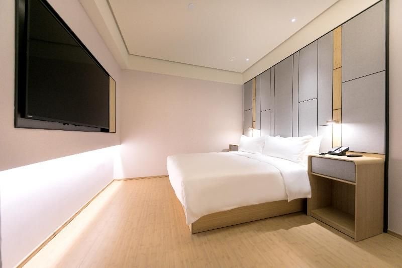 Шанхай: JI Hotel Shanghai Wujiaochang Huangxing Road