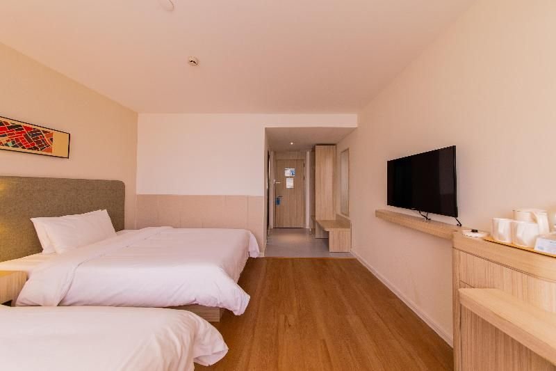Шанхай: Hanting Hotel Shanghai Songjiang Sheshan Store