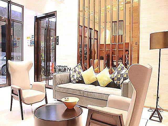 Чэньчжоу: City Comfort Inn Chenzhou Youa International Plaza