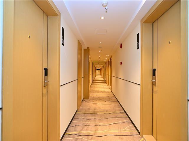 Куньмин: City Comfort Inn Kunming High Speed Railway South Station Yongxin Harvard