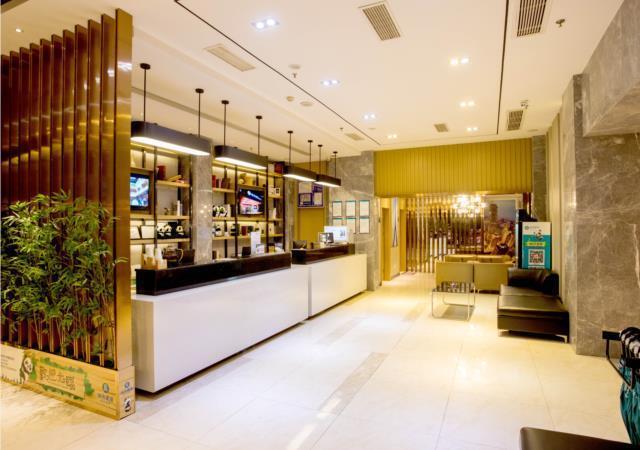 Чэнду: City Comfort Inn Chengdu Giant Panda Base