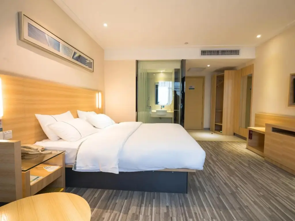 Ухань: City Comfort Inn Wuhan High Speed Railway Station