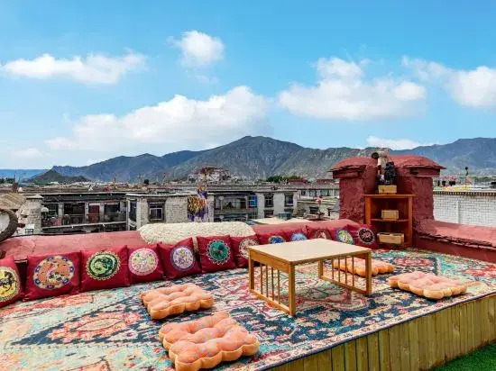 Лхаса: Tone · Chain · Poshtel (Lhasa Jokhang Temple Ancient City)