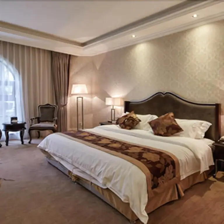 Чэнду: Cezanne Manor Hotel & Resort