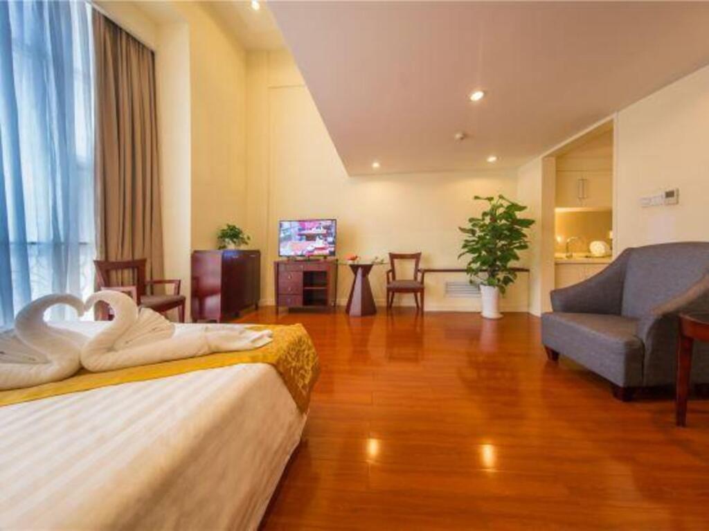 Яньтай: Meiya International Apartment