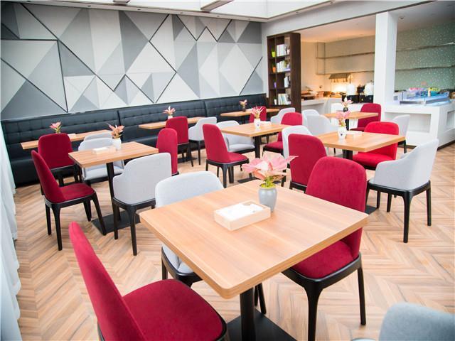 Хуанган: Borrman Hotel Huanggang Wuxue