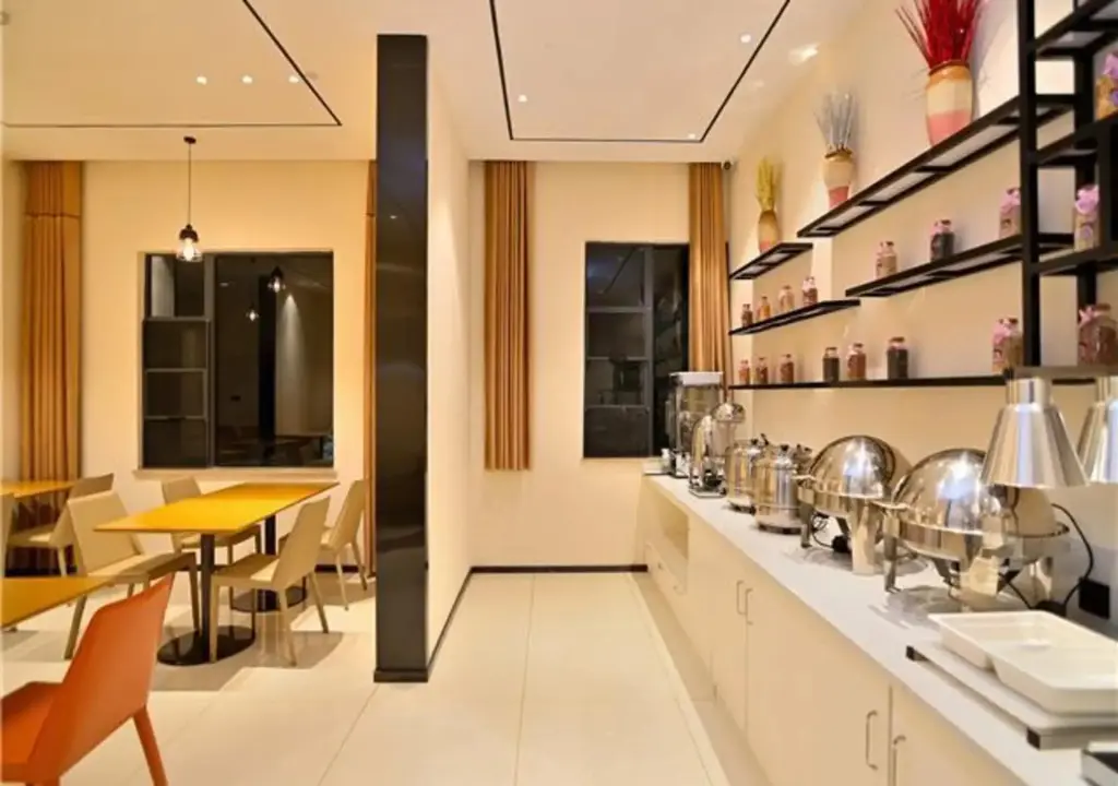 Куньмин: City Comfort Inn Kunming Airport Center