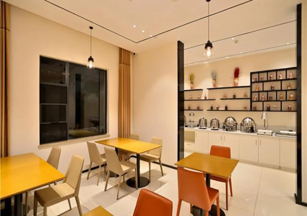 Куньмин: City Comfort Inn Kunming Airport Center
