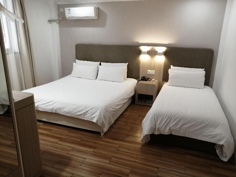 Шанхай: Hanting Hotel Shanghai Xiaomuqiao Road