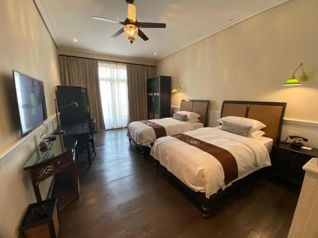Гуанчжоу: Guangzhou Nansha Stone Inn