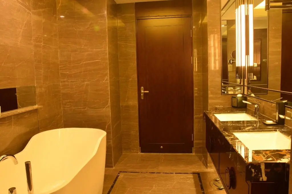 Гуйлинь: Guilin Yugui Hotel