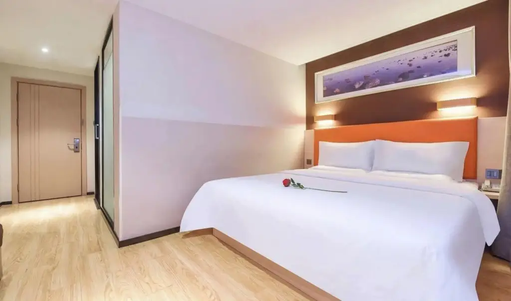 Чунцин: 7 Days Premium Hotel Chongqing Yangjiaping Pedestr