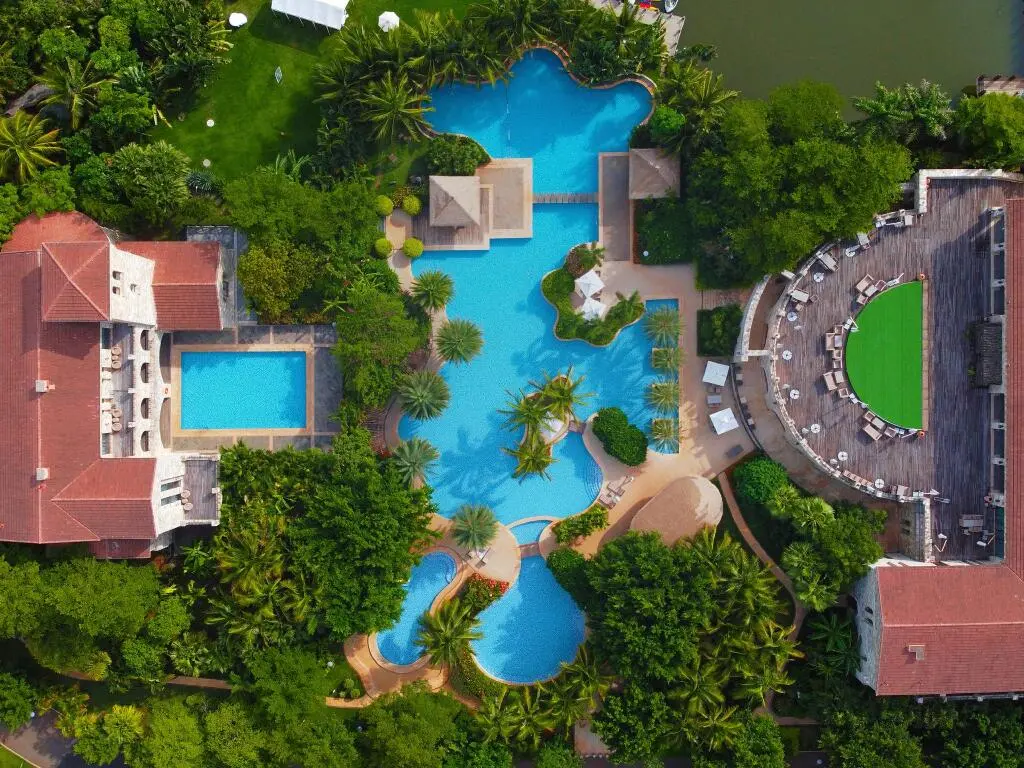 Ронгшан: Hainan Xikang Wellness Resorts