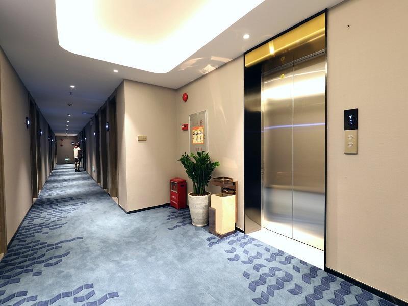 Гуанчжоу: 7 Days Premium Hotel Guangzhou Changlong Zoo Station North Gate