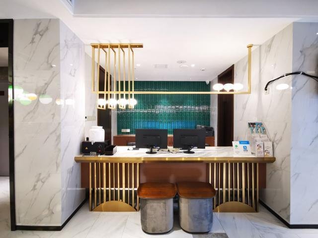 Гуйян: Magnotel Hotel Guiyang Fountain Commercial Center Metro Station