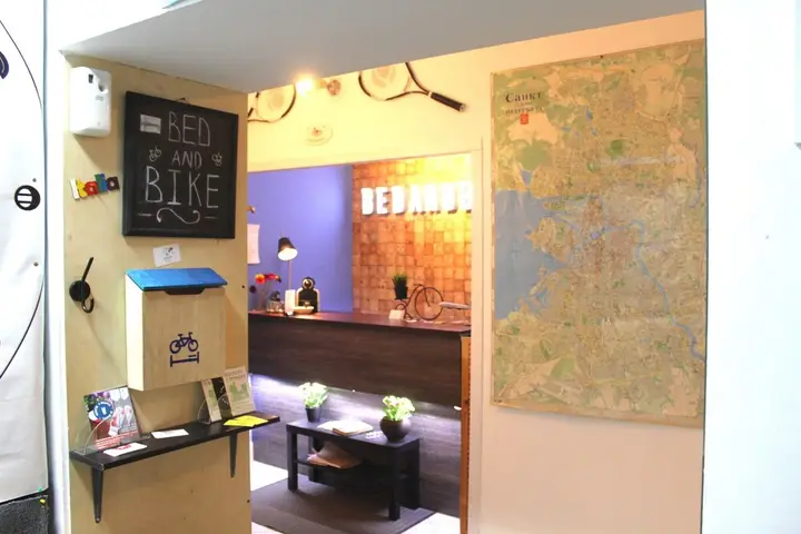 Санкт-Петербург: BedAndBike Gorokhovaya