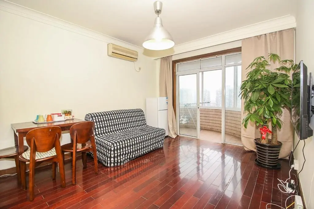 Шанхай: iFamily Apart Hotel Hongfeng Branch