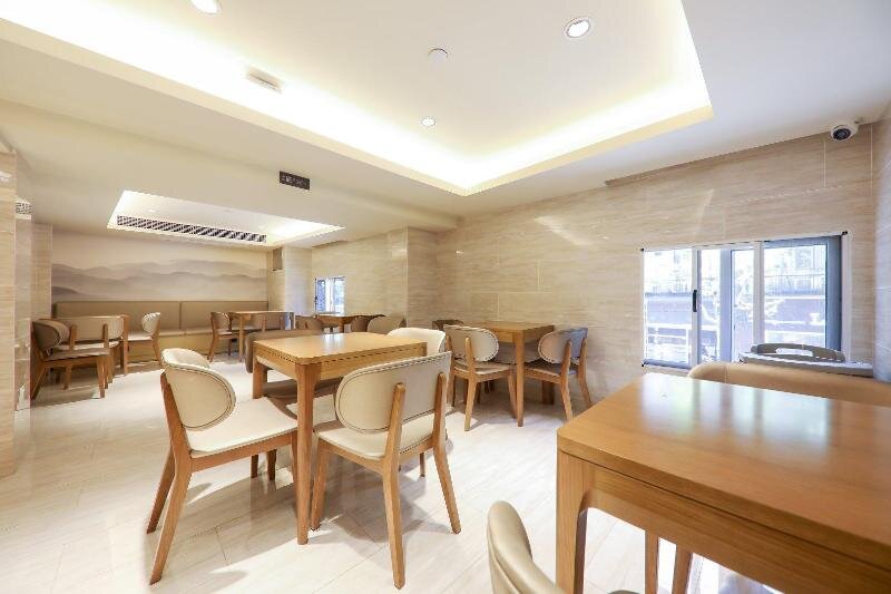 Шанхай: JI Hotel Shanghai The Bund Sichuan Zhong Road