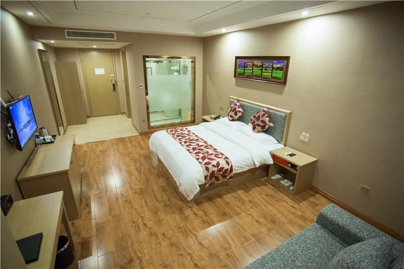 GreenTree Inn Express Jiaxing Tongxiang Xiaochang Dong Road — фото 1