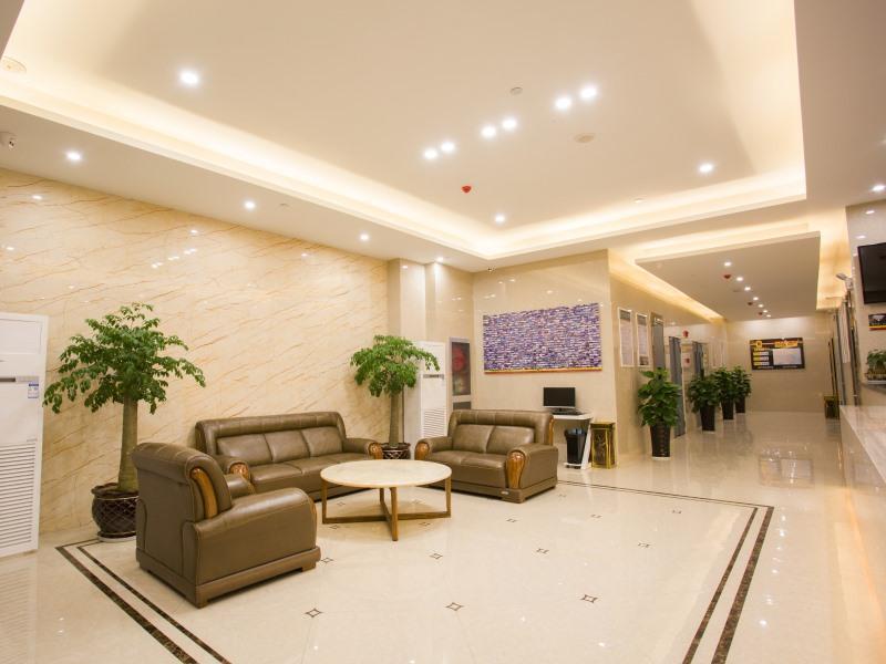 Цзясинь: GreenTree Inn Express Jiaxing Tongxiang Xiaochang Dong Road