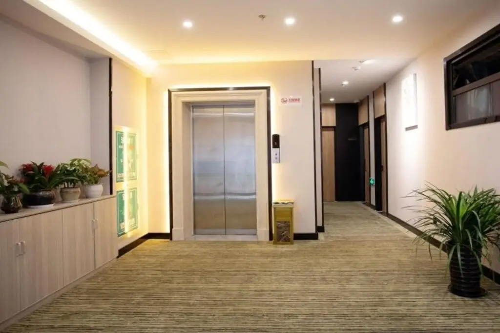 Шанхай: GreenTree Inn Express Shanghai Pudong Lingang New City Yunhan Road