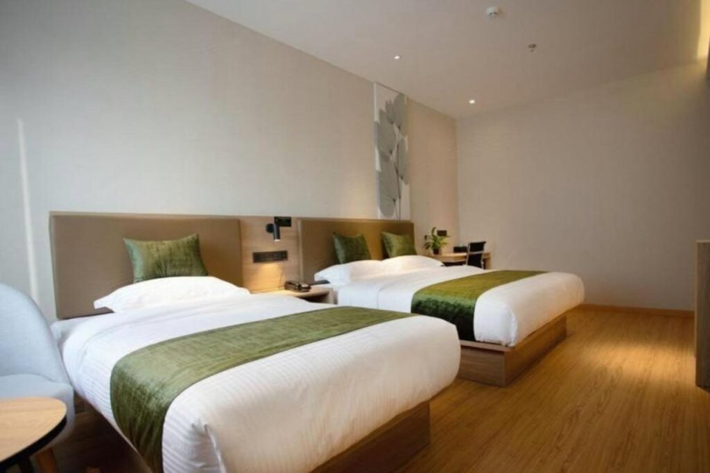 Шанхай: GreenTree Inn Express Shanghai Pudong Lingang New City Yunhan Road