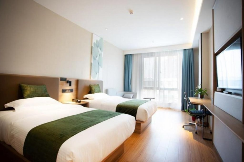 Шанхай: GreenTree Inn Express Shanghai Pudong Lingang New City Yunhan Road