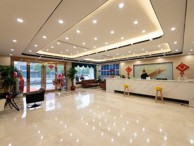 Уси: GreenTree Inn Express Wuxi Jiangyin Wanda Plaza Tongfu Road