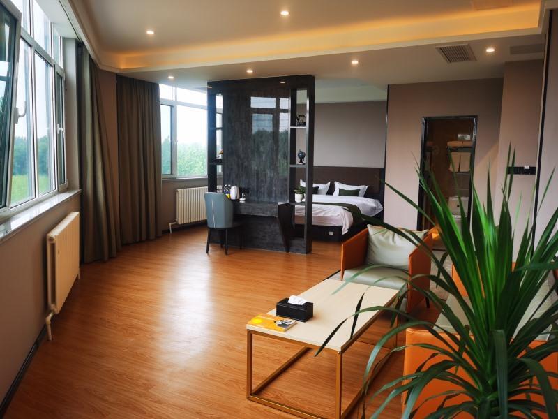 Циндао: GreenTree Inn Express Qingdao Laixi High-Speed Railway Station Shenzhen Road
