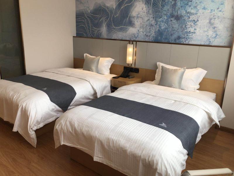 Циндао: GreenTree Inn Express Qingdao Laixi High-Speed Railway Station Shenzhen Road