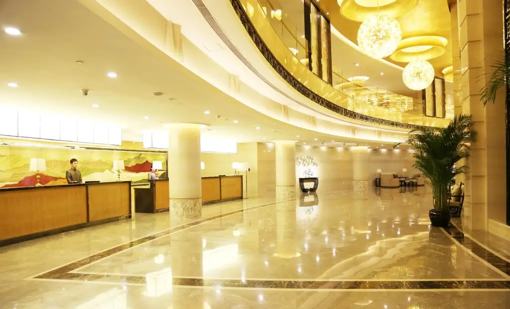 Пекин: Yun-zen Jinling Lotus Hotel