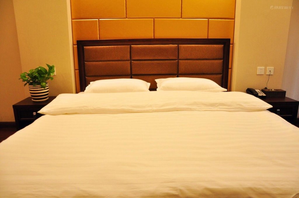 Даньдун: Shell Hotel Liaoning Donggang Huanghai Street