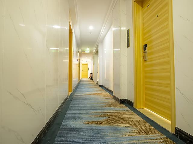Чжаньцзян: JTour Inn Zhanjiang Yifu Plaza