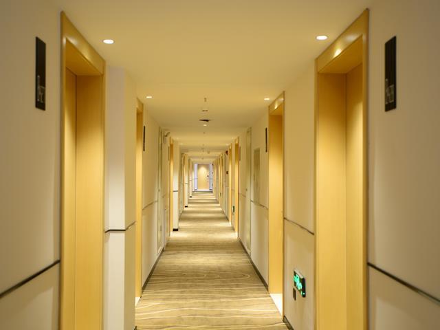 Даньдун: City Comfort Inn Dandong Railway Station