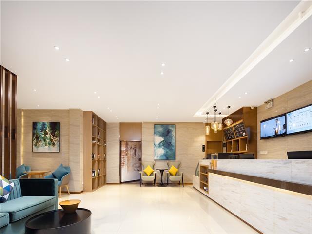 Хайкоу: City Comfort Inn Haikou South Bridge Wanhua Road