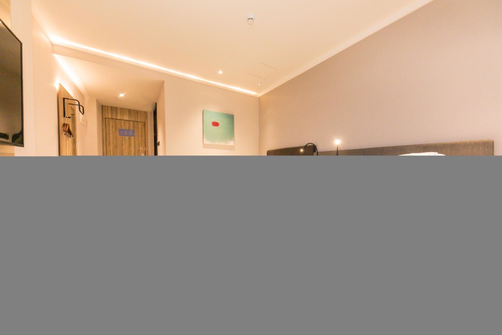 Гуанчжоу: Hanting Premium Hotel Guangzhou Memorial Hall Metro Station
