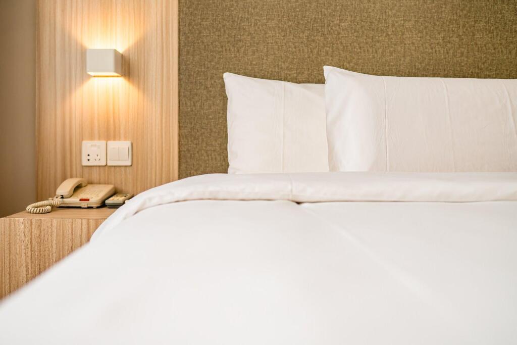 Фучжоу: Hanting Hotel Fuzhou Wuyi Square