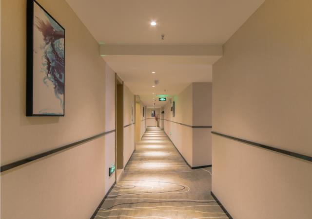 Шиянь: City Comfort Inn Shiyan High-Speed Railway Wanda Plaza