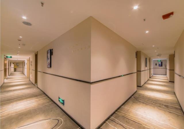 Шиянь: City Comfort Inn Shiyan High-Speed Railway Wanda Plaza