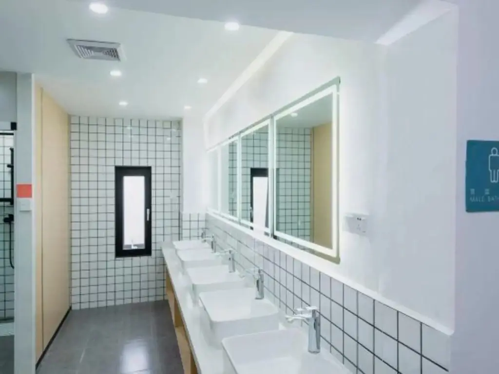 Дали: Taoxi Creek Hostel