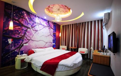 Аньшунь: Thank Inn Chain Hotel Guizhou Anshun Development Area Xihang Road